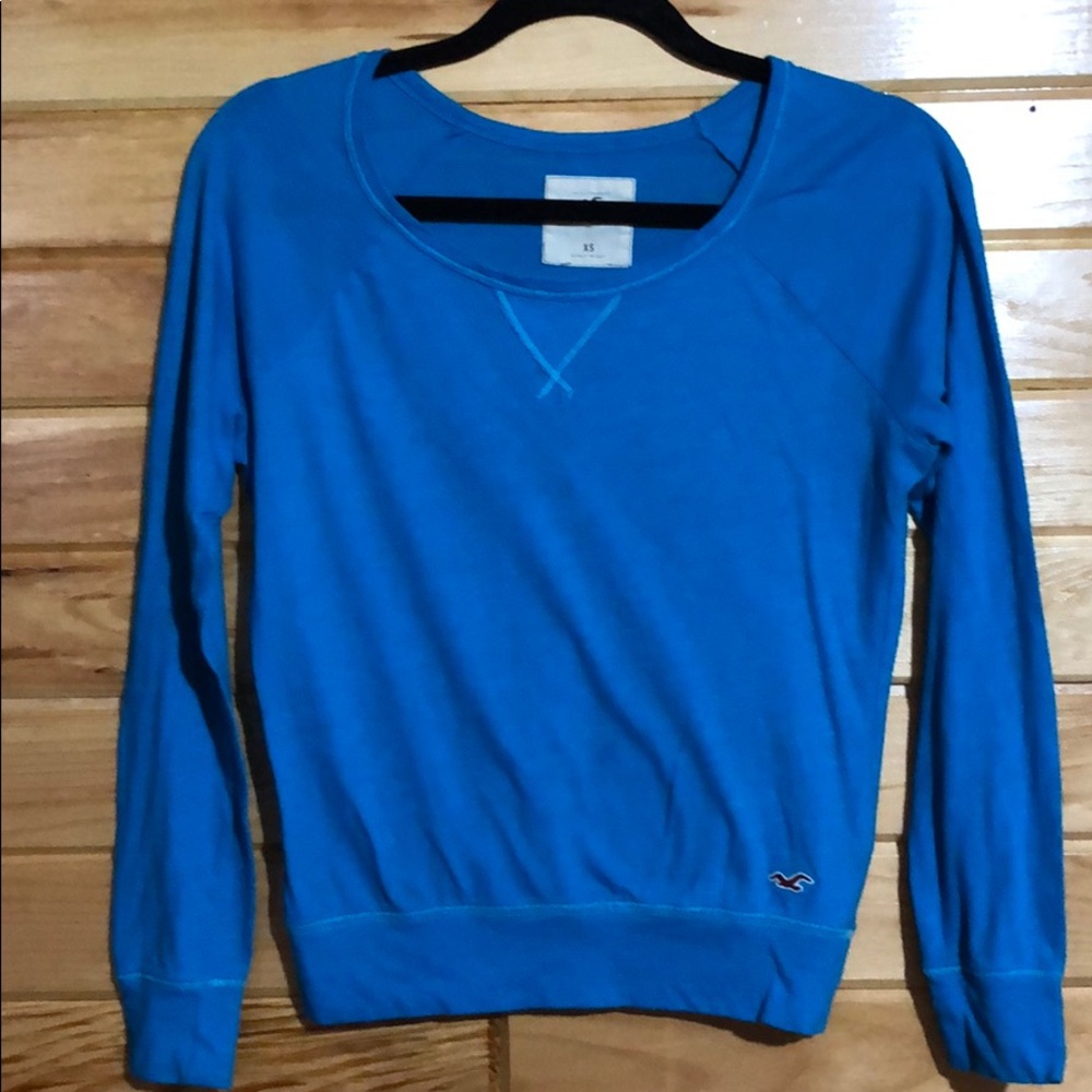 Hollister tee